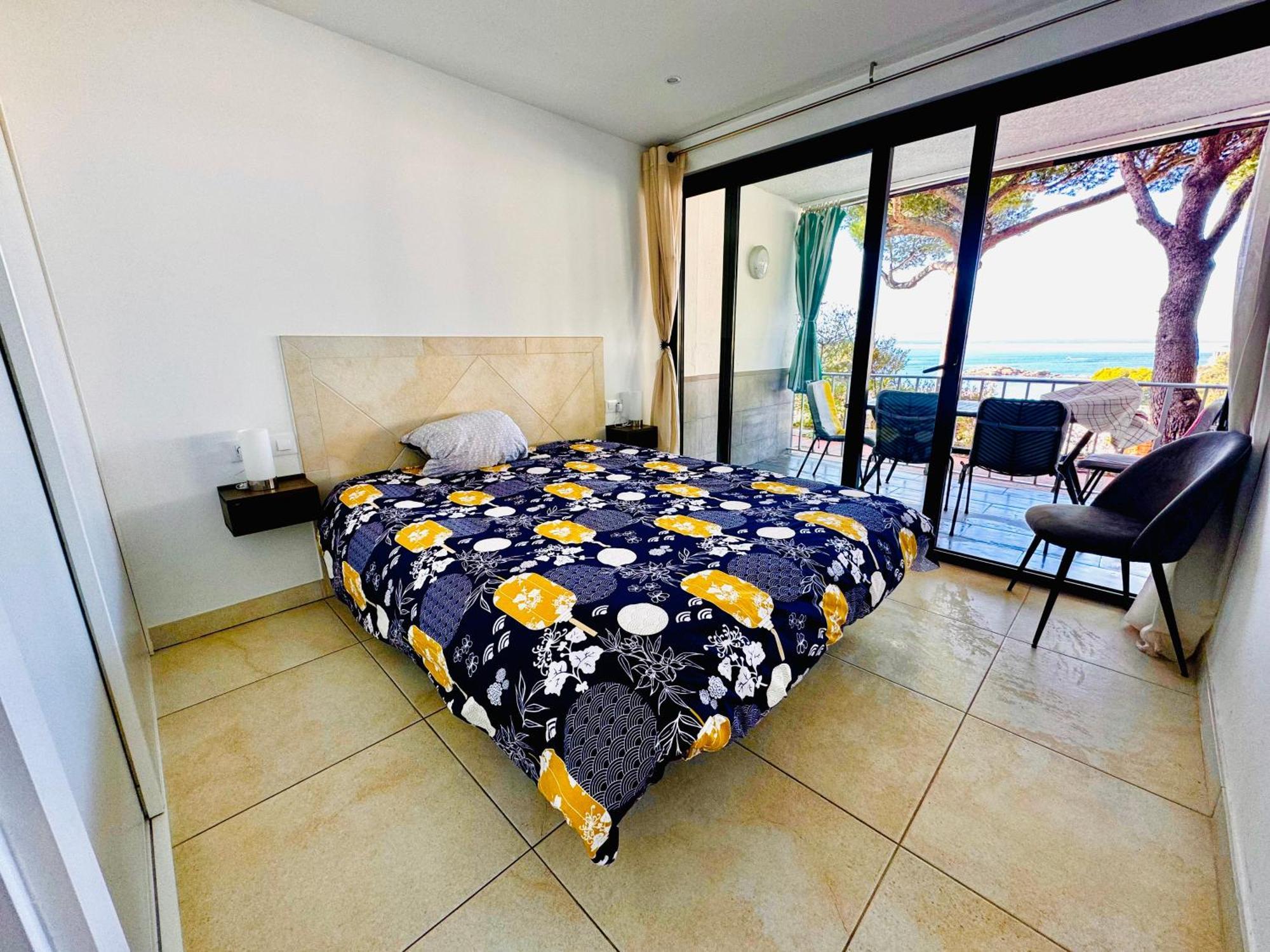 Bernie Apartment Roses Ngoại thất bức ảnh